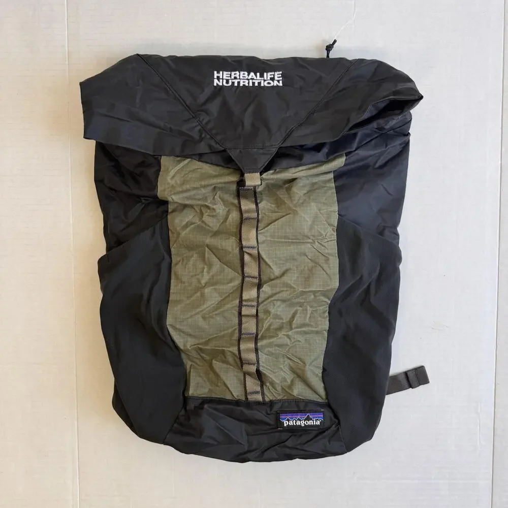 Patagonia Ultralight Black Hole Pack 20L Backpack Hiking Black Herbalife Logo